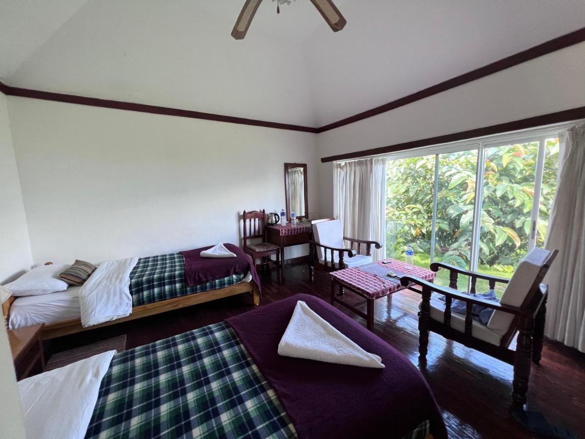Es Deurali Resort Pokhara Kültér fotó