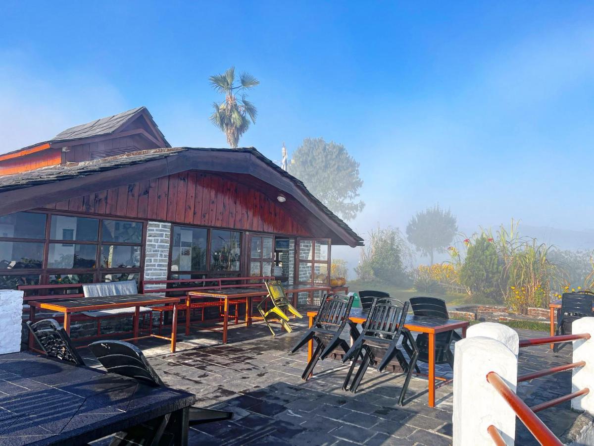 Es Deurali Resort Pokhara Kültér fotó