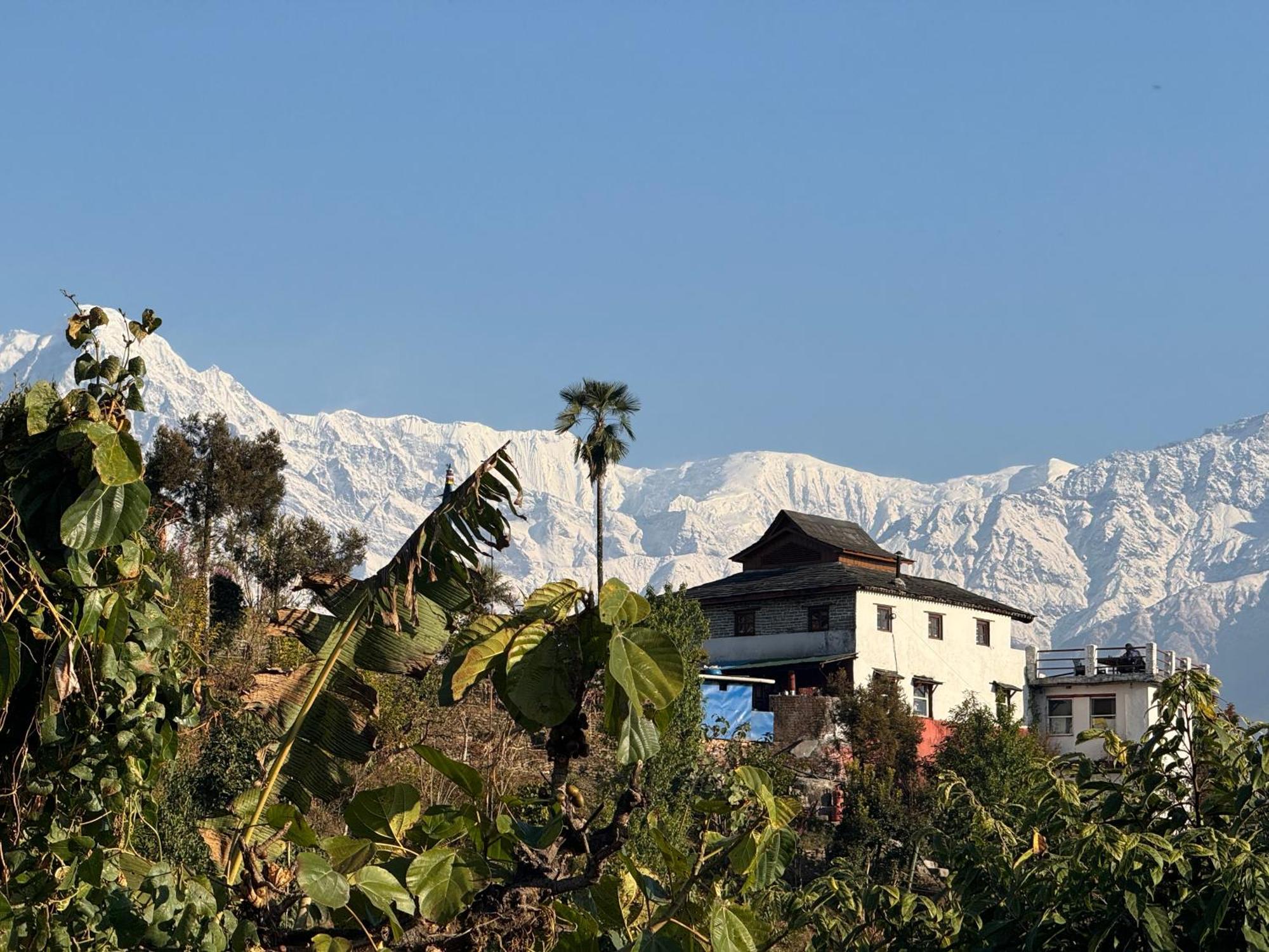 Es Deurali Resort Pokhara Kültér fotó