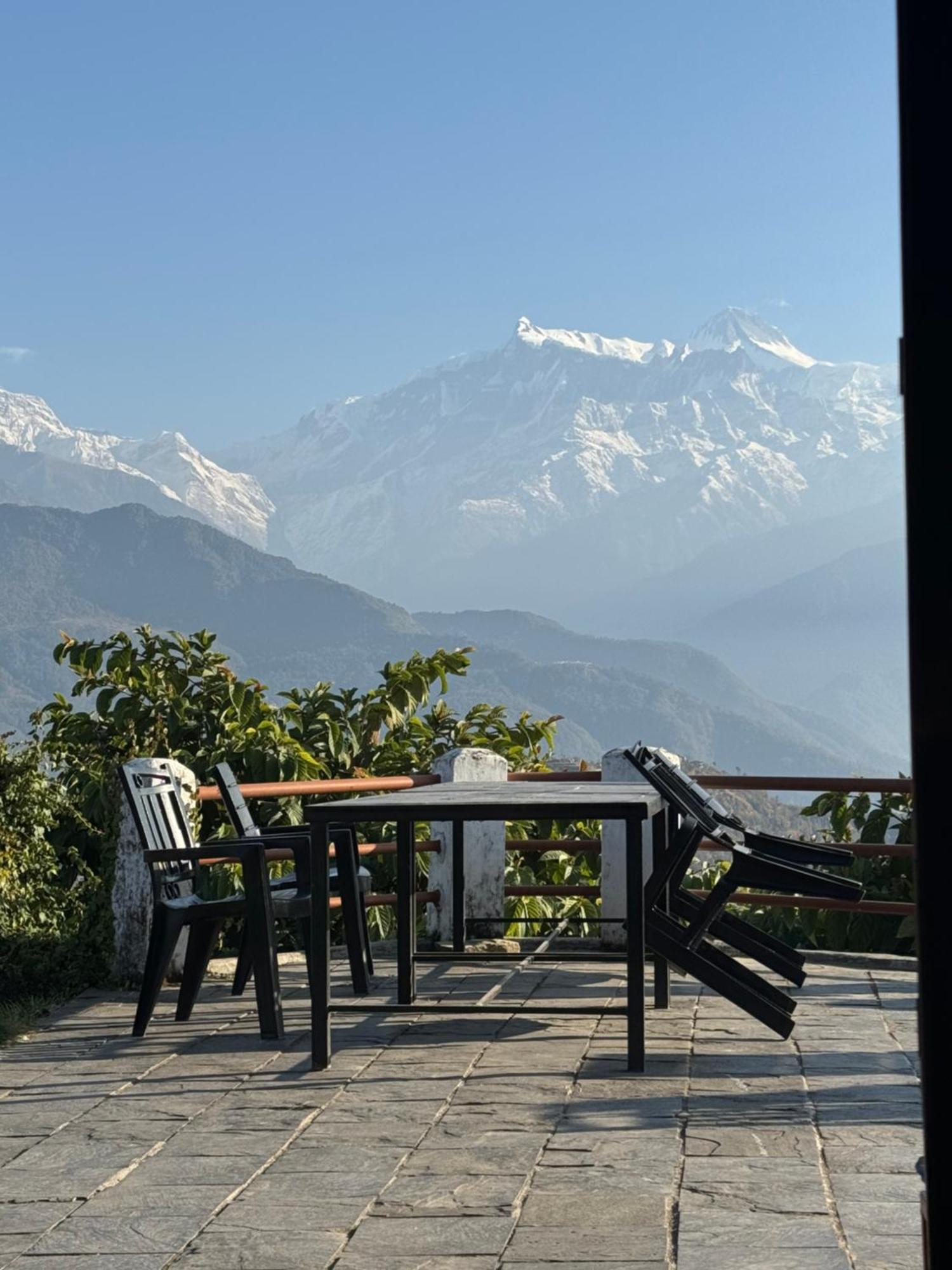 Es Deurali Resort Pokhara Kültér fotó
