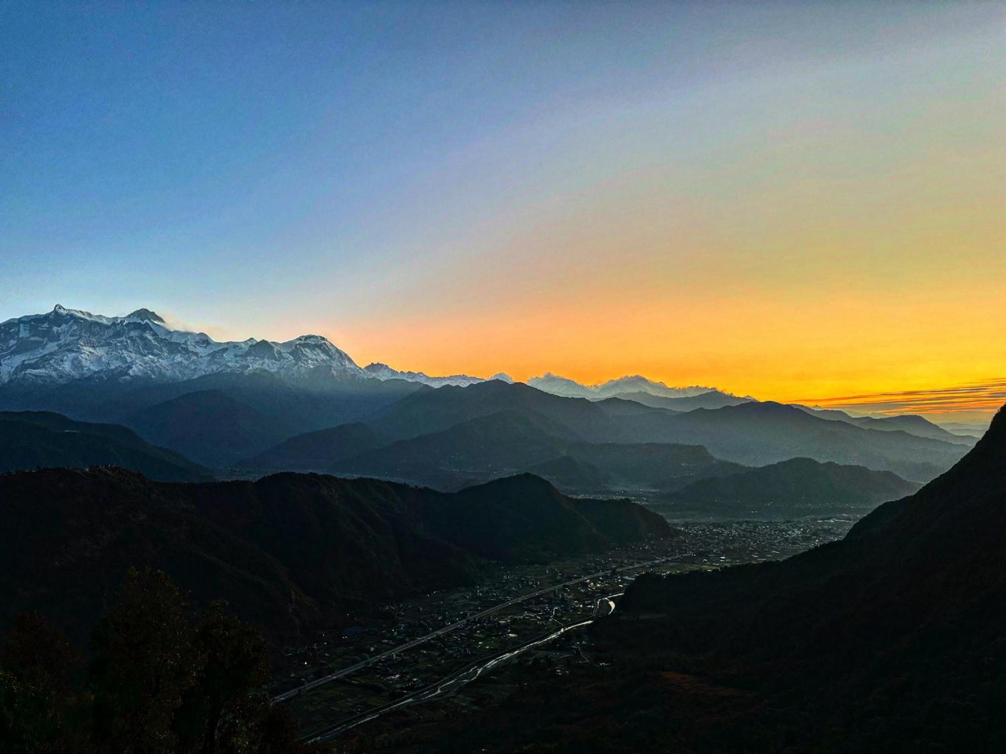 Es Deurali Resort Pokhara Kültér fotó