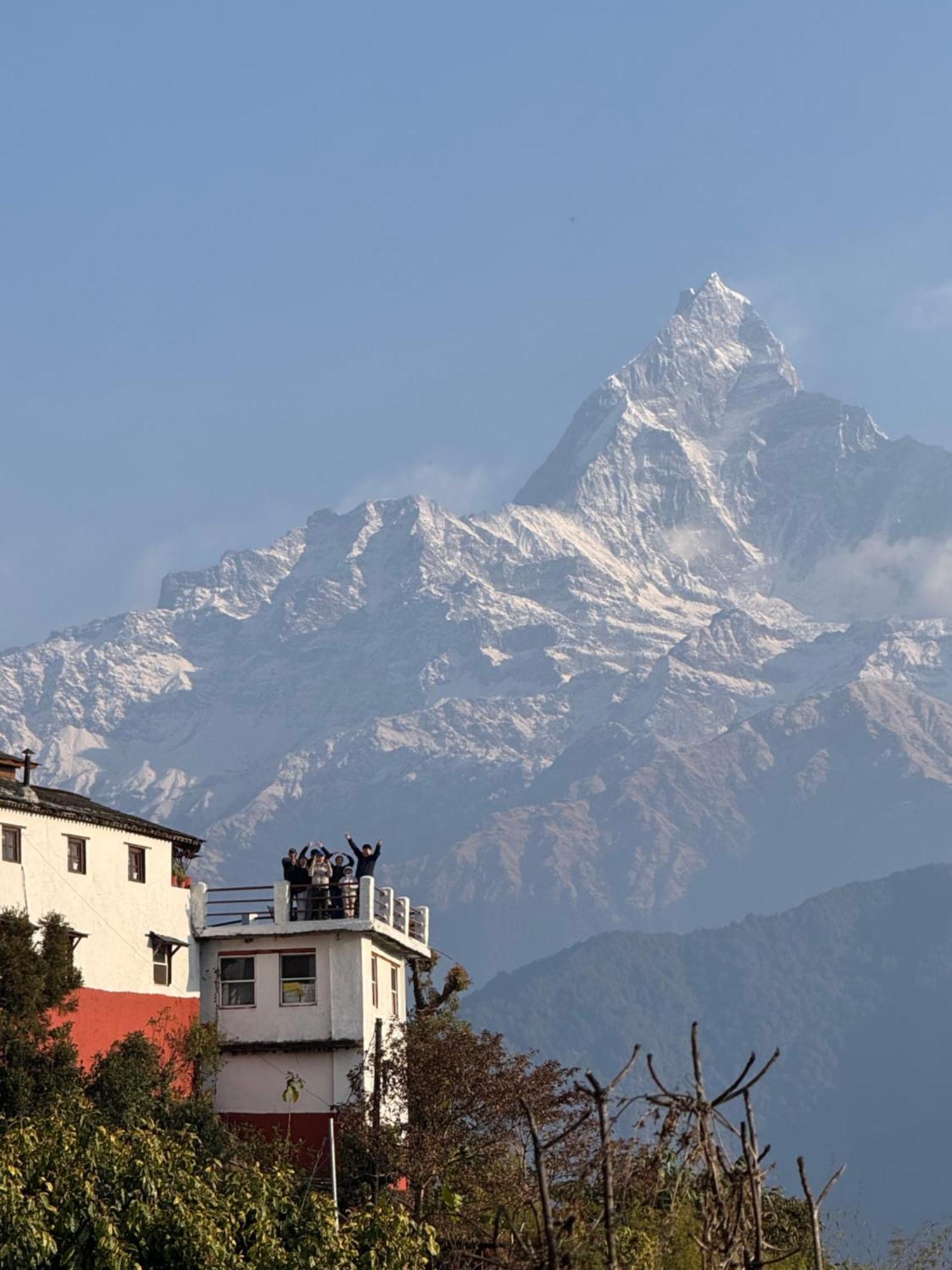 Es Deurali Resort Pokhara Kültér fotó