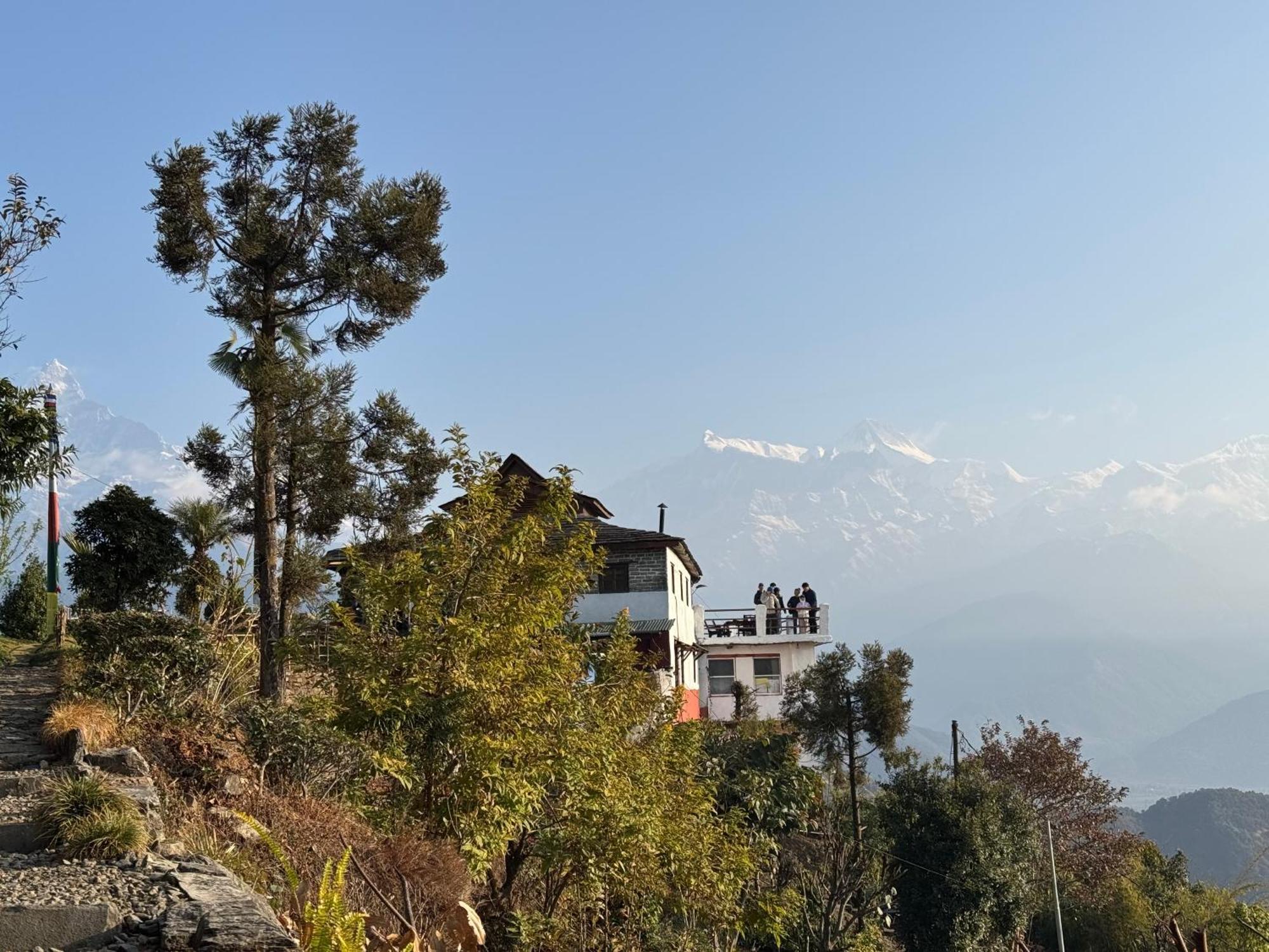 Es Deurali Resort Pokhara Kültér fotó