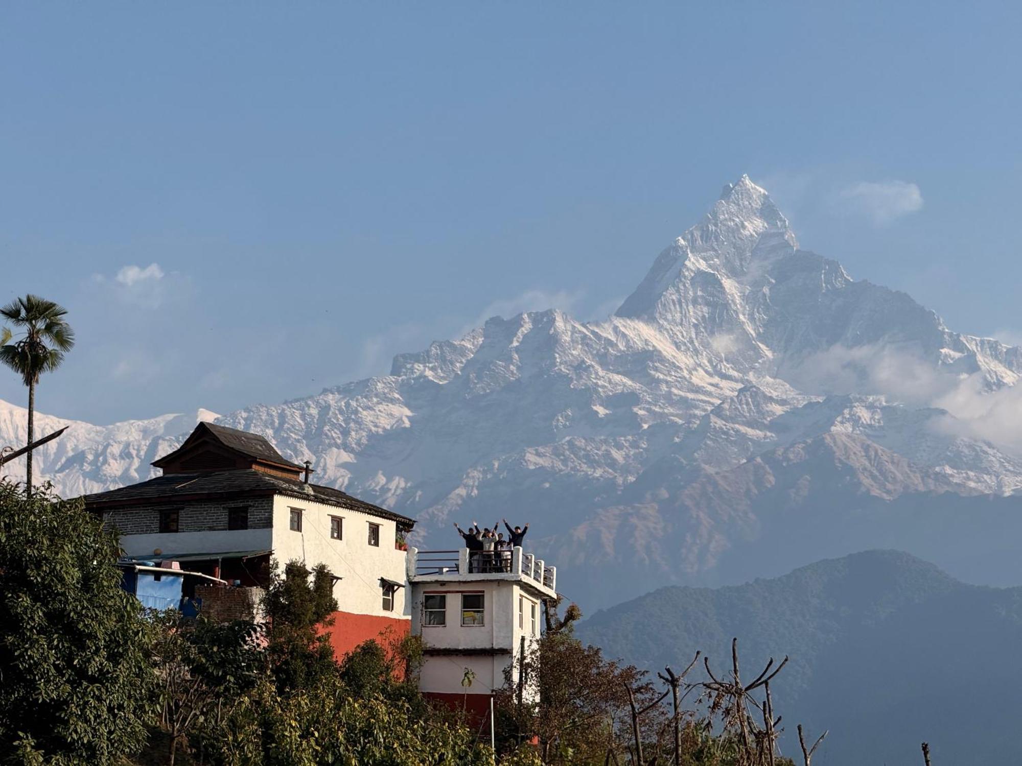 Es Deurali Resort Pokhara Kültér fotó